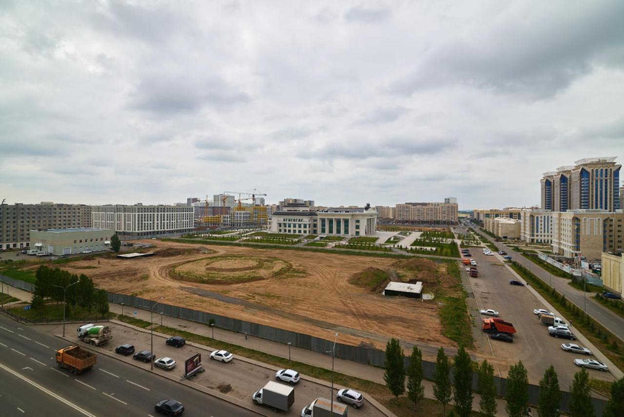 Квартира В Самом Центре Столицы Казахстана Apartment Astana Ngoại thất bức ảnh